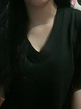 Snapshot of Linhtruong_ chatting on 09-20-25, 04:13 Linhtruong  online show from 09-20-25, 04:13