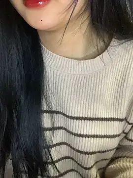 Linhtruong  online show from 02-12-26, 03:34