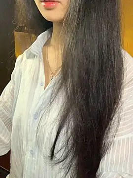 Nhinhi18 online show from 03-14-26, 04:01