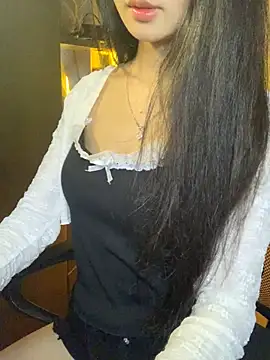 Nhinhi18 online show from 03-25-26, 04:02