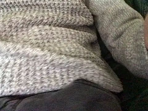 Snapshot of lirs123 chatting on 04-03-26, 02:26 lirs123 online show from 04-03-26, 02:26