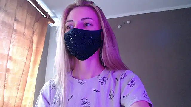 Iris lave online show from 09-25-25, 01:37