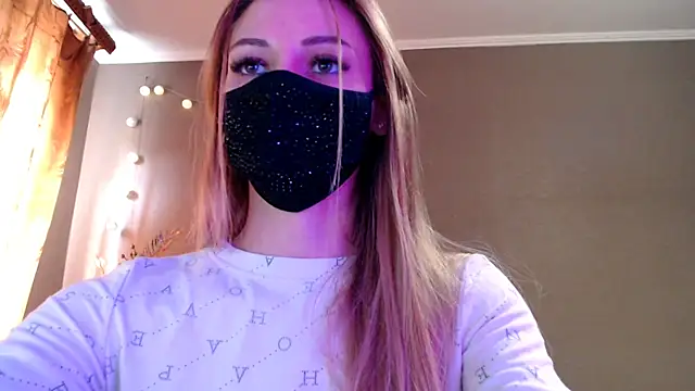 Snapshot of Iris_lave chatting on 03-23-26, 03:05 Iris lave online show from 03-23-26, 03:05