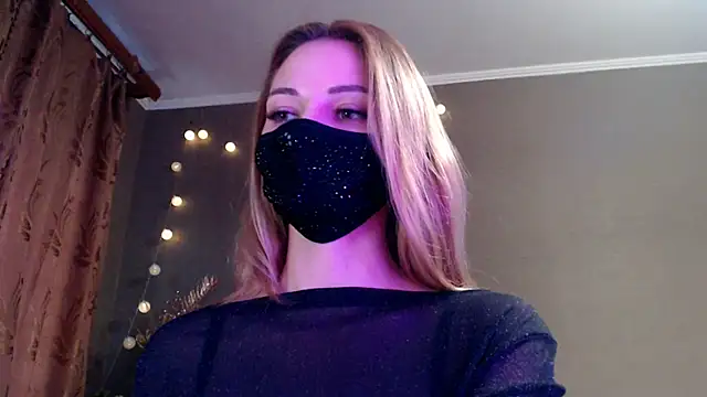 Snapshot of Iris_lave chatting on 03-31-26, 03:56 Iris lave online show from 03-31-26, 03:56