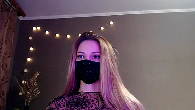 Snapshot of Iris_lave chatting on 04-02-26, 04:59 Iris lave online show from 04-02-26, 04:59