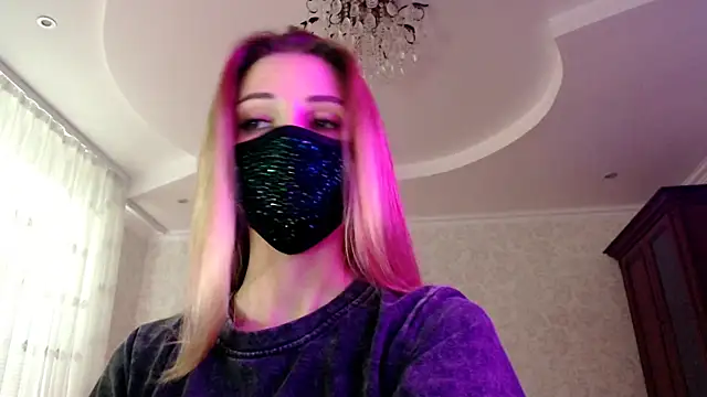 Snapshot of Iris_lave chatting on 06-23-26, 04:49 Iris lave online show from 06-23-26, 04:49