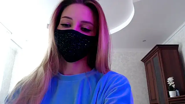 Snapshot of Iris_lave chatting on 07-08-26, 03:16 Iris lave online show from 07-08-26, 03:16