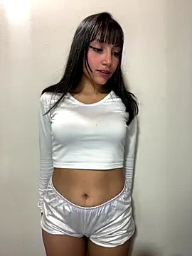 Snapshot of Maddy_w chatting on 01-08-26, 03:53 Maddy w online show from 01-08-26, 03:53