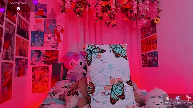 FluffyMelons online show from 10-31-25, 12:11