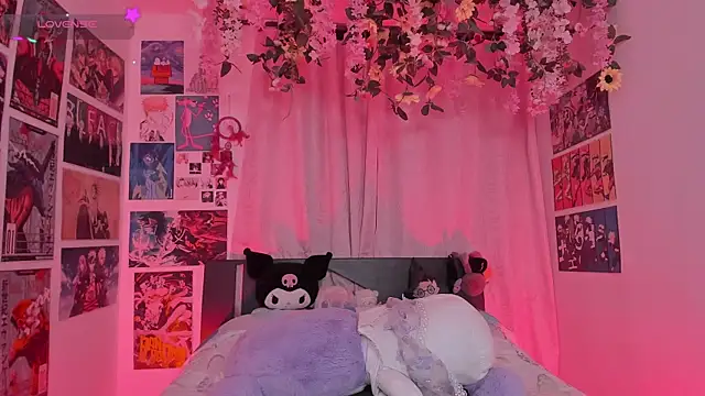 FluffyMelons online show from 04-09-26, 10:59