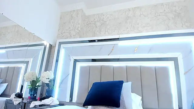 melodycharlotte online show from 09-24-25, 12:19