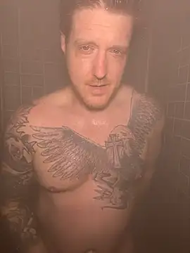 CloudyKingG online show from 04-06-26, 06:09