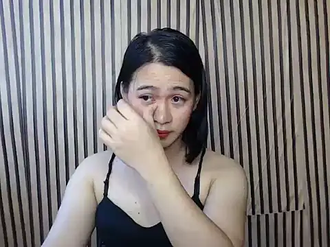 Snapshot of ur_asianpretty chatting on 07-18-26, 01:54 ur asianpretty online show from 07-18-26, 01:54