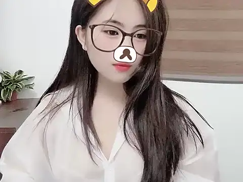 Snapshot of Amelia-babee chatting on 09-10-25, 10:37 Amelia-babee online show from 09-10-25, 10:37