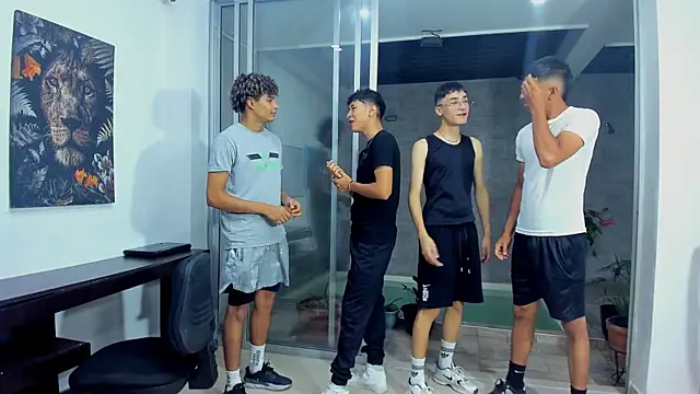 Snapshot of Crazymen_hot chatting on 09-20-25, 02:12 Crazymen hot online show from 09-20-25, 02:12