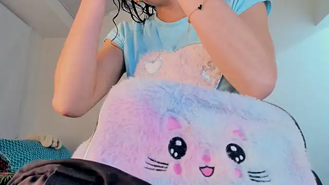 Snapshot of Madison_charlotte chatting on 10-14-25, 11:49 Madison charlotte online show from 10-14-25, 11:49