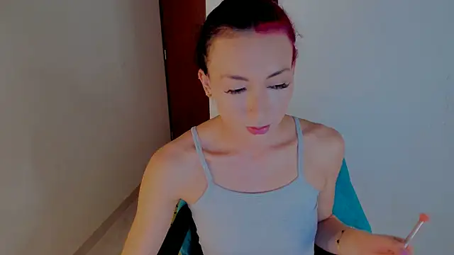 Snapshot of Madison_charlotte chatting on 10-31-25, 06:47 Madison charlotte online show from 10-31-25, 06:47