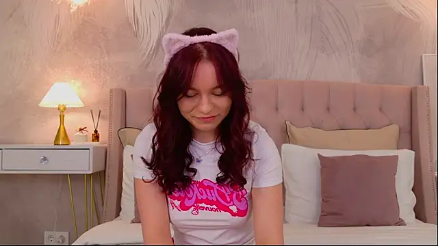 NoraHaynes online show from 04-29-26, 03:10