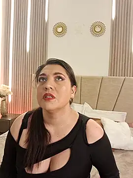 Paula And online show from 03-26-26, 12:22