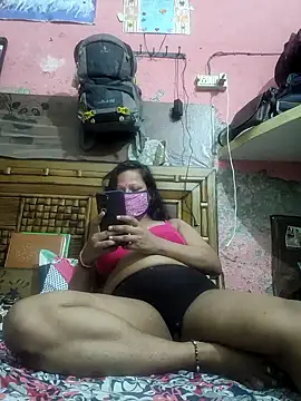 Snapshot of shalubhabhi69 chatting on 10-02-25, 08:16 shalubhabhi69 online show from 10-02-25, 08:16