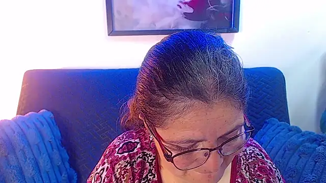 Linda banks  online show from 11-16-25, 01:11