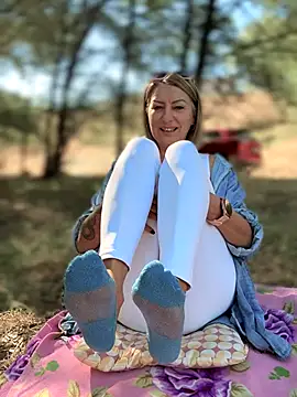 Milena-MilfaXXX online show from 09-12-25, 04:34