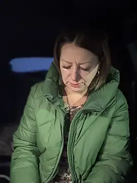 Snapshot of Milena-MilfaXXX chatting on 01-18-26, 01:53 Milena-MilfaXXX online show from 01-18-26, 01:53