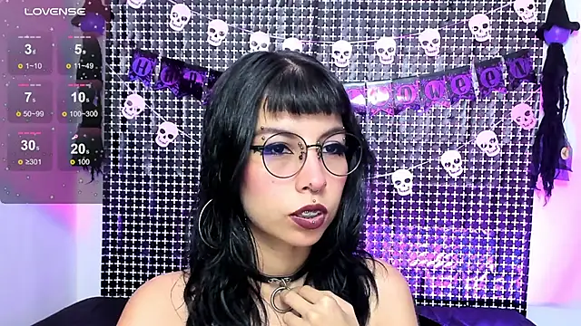 Snapshot of Rose_72 chatting on 11-03-25, 05:36 Rose 72 online show from 11-03-25, 05:36