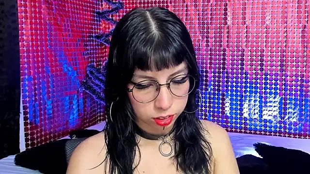 Snapshot of Rose_72 chatting on 01-31-26, 07:34 Rose 72 online show from 01-31-26, 07:34