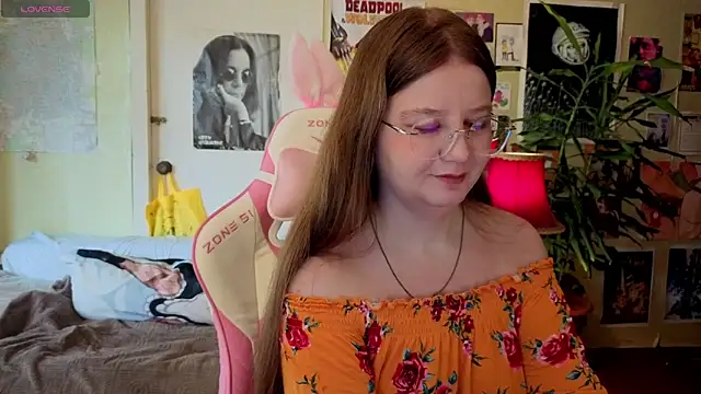 Sienna-Cow online show from 09-21-25, 10:28