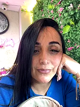 Snapshot of hotadhara01 chatting on 11-18-25, 10:14 hotadhara01 online show from 11-18-25, 10:14