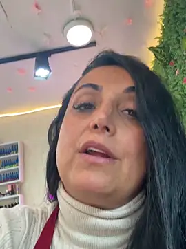 Snapshot of hotadhara01 chatting on 12-16-25, 08:58 hotadhara01 online show from 12-16-25, 08:58