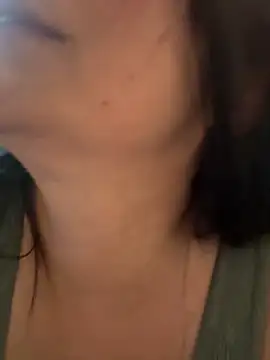 Snapshot of hotadhara01 chatting on 02-26-26, 04:39 hotadhara01 online show from 02-26-26, 04:39