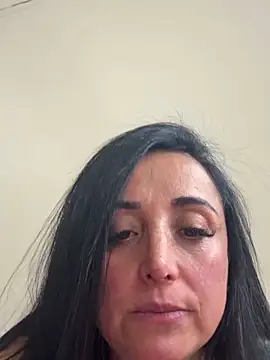 Snapshot of hotadhara01 chatting on 02-27-26, 08:20 hotadhara01 online show from 02-27-26, 08:20