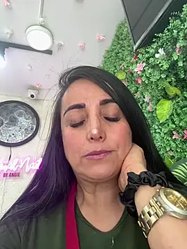 Snapshot of hotadhara01 chatting on 03-09-26, 06:45 hotadhara01 online show from 03-09-26, 06:45