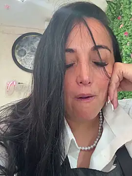 Snapshot of hotadhara01 chatting on 03-26-26, 04:34 hotadhara01 online show from 03-26-26, 04:34