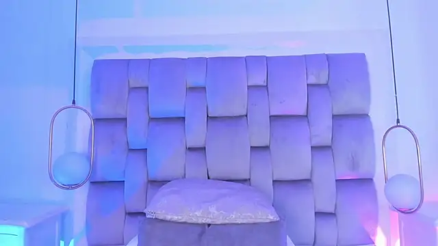 OnlyGia online show from 01-17-26, 03:11