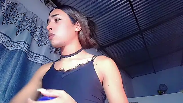 Anthonella valentina online show from 06-30-26, 03:18