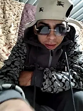 Snapshot of Tussi-amor chatting on 10-02-25, 05:47 Tussi-amor online show from 10-02-25, 05:47