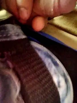 Snapshot of Tussi-amor chatting on 01-11-26, 10:04 Tussi-amor online show from 01-11-26, 10:04