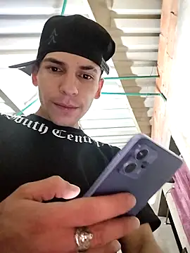 Snapshot of Tussi-amor chatting on 02-08-26, 07:34 Tussi-amor online show from 02-08-26, 07:34