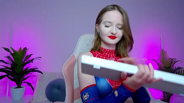 AlexsisFaee online show from 10-09-25, 08:07