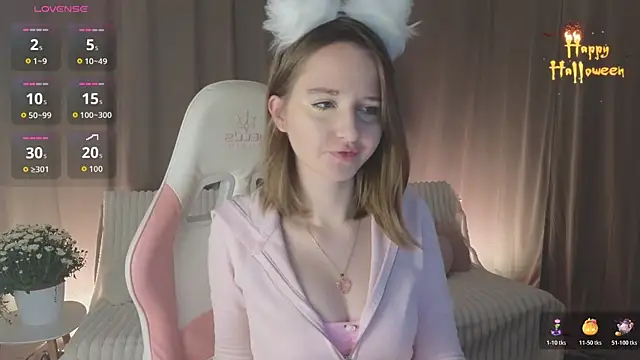 AlexsisFaee online show from 10-27-25, 09:08