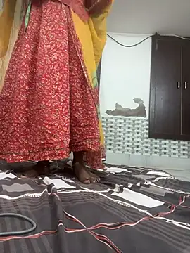 Sakhi-Queen01 online show from 06-30-26, 06:09