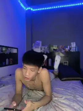 Kailertwink online show from 04-09-26, 02:22