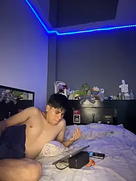 Kailertwink online show from 06-22-26, 03:58