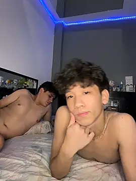 Kailertwink online show from 07-10-26, 12:37