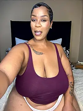 Snapshot of THICKBUNNYCHICKxxx chatting on 01-06-26, 08:23 THICKBUNNYCHICKxxx online show from 01-06-26, 08:23