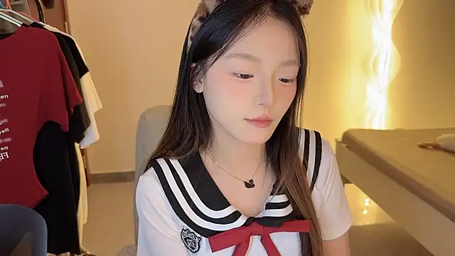 Robin-o3 online show from 09-23-25, 03:15