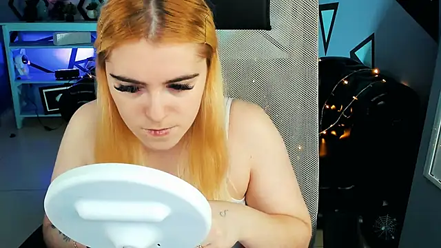 Stef Nicks online show from 11-24-25, 09:09